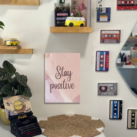 لوحة stay positive