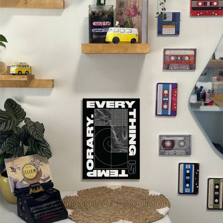 لوحة  EVERY THING