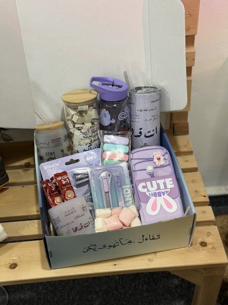 بوكس متنوع بالوان زاهية