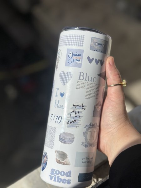 محبين اللون الازرق